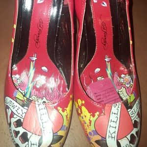 ED HARDY PINK SIZE 9 HEELS